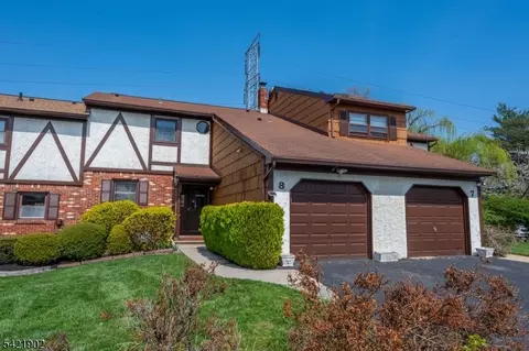 8 Sherbone Pl #8, Sayreville, NJ 08872