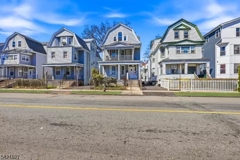 243 S Clinton St, East Orange, NJ 07018