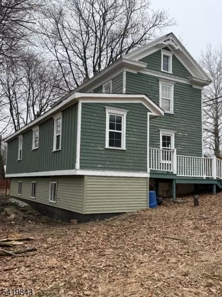 2 Barkers Mill Rd, Hackettstown, NJ 07840 photo 3