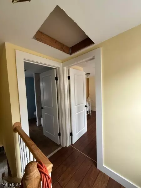 Entry Way - 2 Barkers Mill Rd, Hackettstown, NJ 07840 photo 1 of 1
