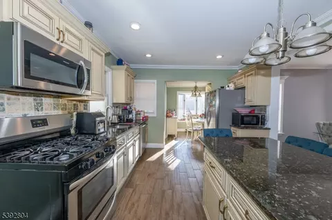 807 Jaques Ave, Rahway, NJ 07065