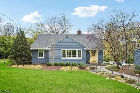 589 Highland Ave, Montclair, NJ 07043 photo 3