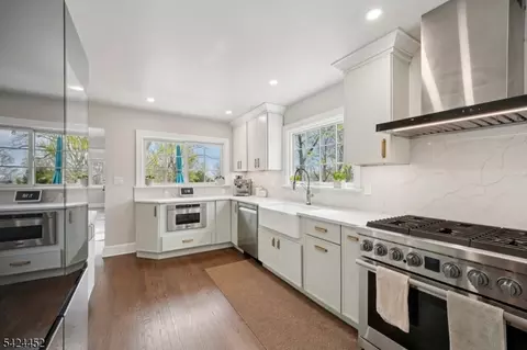 589 Highland Ave, Montclair, NJ 07043 photo 12