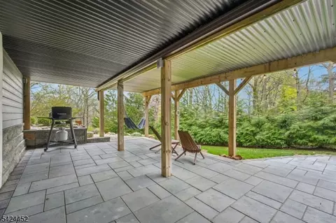 589 Highland Ave, Montclair, NJ 07043 photo 43