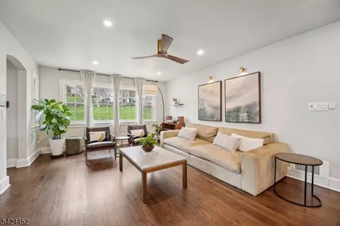 589 Highland Ave, Montclair, NJ 07043 photo 6