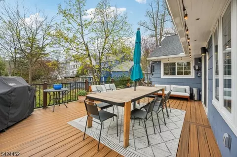 589 Highland Ave, Montclair, NJ 07043 photo 41