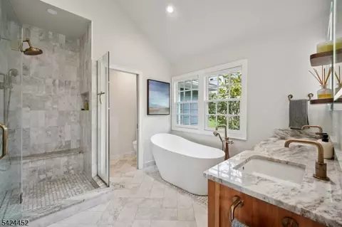 589 Highland Ave, Montclair, NJ 07043 photo 23