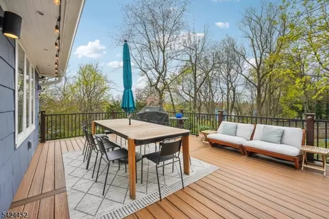 589 Highland Ave, Montclair, NJ 07043 photo 40