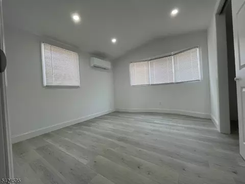 10 3rd St, Wayne, NJ 07470 photo 8