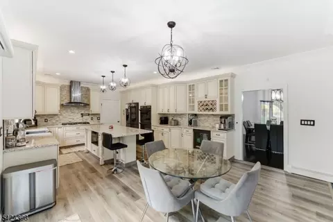 8 Danielle Dr, Wayne, NJ 07470 photo 17