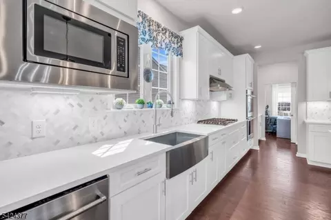 71 Sullivan Rd, Flemington, NJ 08822 photo 12
