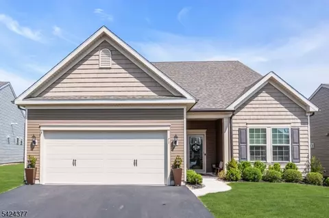 71 Sullivan Rd, Flemington, NJ 08822
