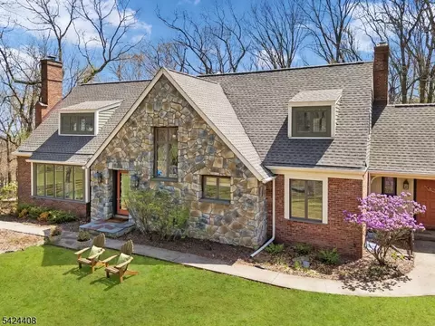 75 Farmersville Rd, Tewksbury Twp, NJ 07830