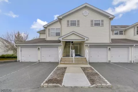 164 Potomac Dr #164, Basking Ridge, NJ 07920