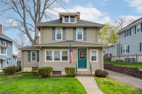 11 Oak Grove Rd, Caldwell, NJ 07006