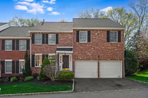 12 Eastgate Sq, Westfield, NJ 07090