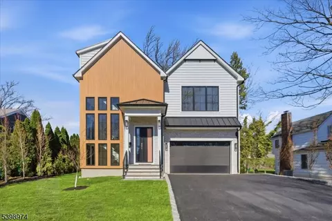 125 Tudor Oval, Westfield, NJ 07090