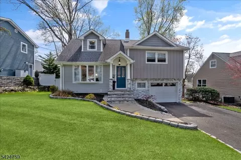 11 Westland Rd, Cedar Grove, NJ 07009