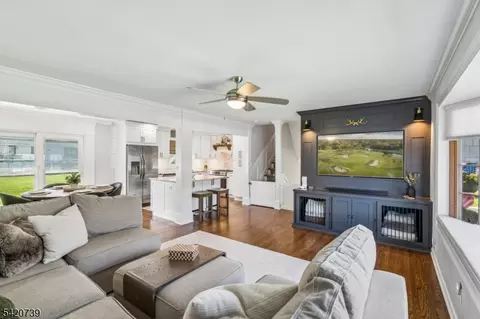 14 June Way, Middlesex, NJ 08846 photo 6