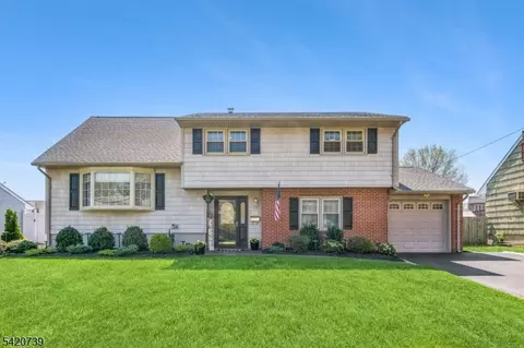 14 June Way, Middlesex, NJ 08846