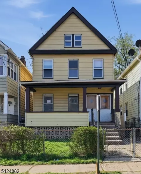 1024 Julia St, Elizabeth, NJ 07201