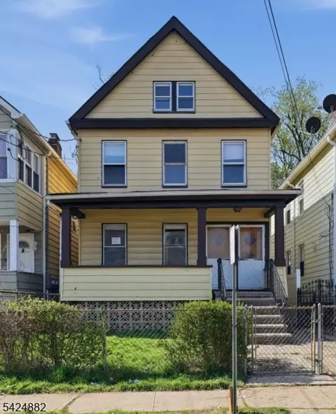 1024 Julia St, Elizabeth, NJ 07201