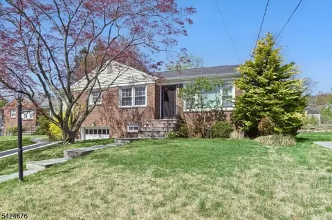 39 Glen Ave, Millburn, NJ 07041