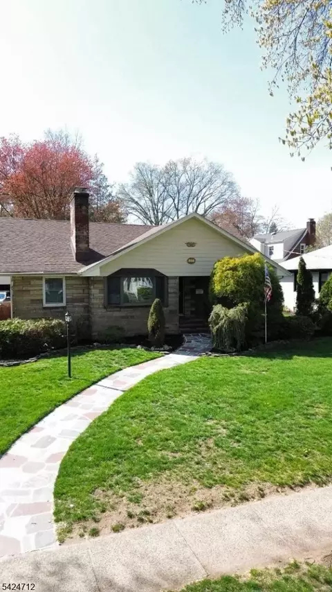 866 Madison Ave, Rahway, NJ 07065