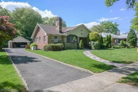 866 Madison Ave, Rahway, NJ 07065