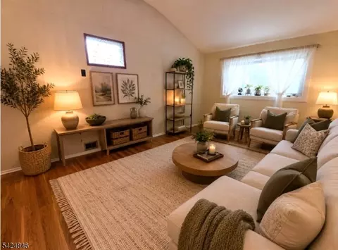 258 N Gaston Ave, Somerville, NJ 08876