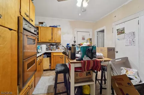 Entry Way - 6 4th St, Passaic, NJ 07055 photo 5 of 18