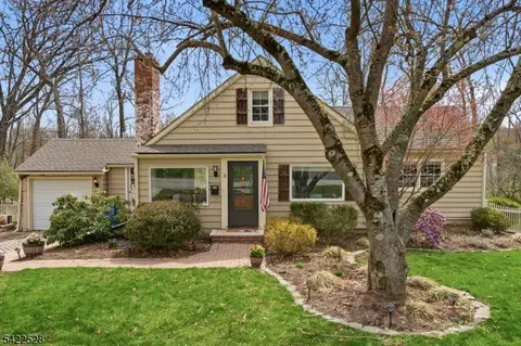 3 Alder Dr, Sparta, NJ 07871