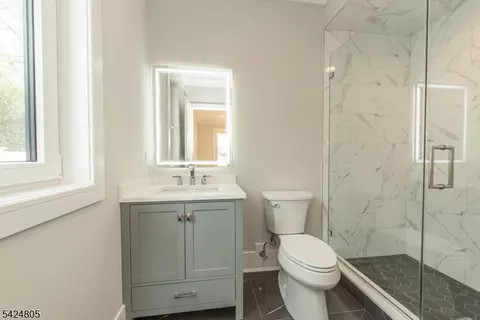 Bath - 722 Erie Rd, Paramus, NJ 07652 photo 2 of 8