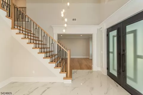 Entry Way - 722 Erie Rd, Paramus, NJ 07652 photo 2 of 5