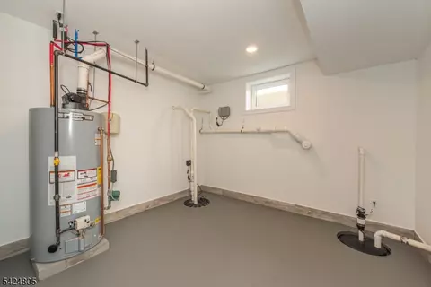 Other - 722 Erie Rd, Paramus, NJ 07652 photo 11 of 14