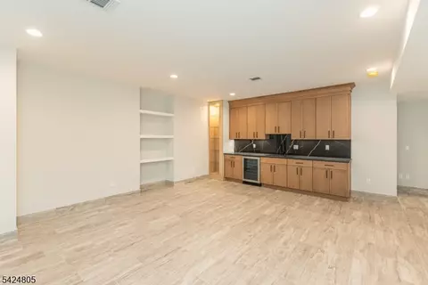 Living - 722 Erie Rd, Paramus, NJ 07652 photo 7 of 7