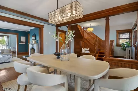 8 Thomas St, Caldwell, NJ 07006