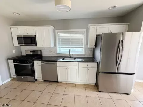 289 Watson Ave, Plainfield, NJ 07062 photo 2