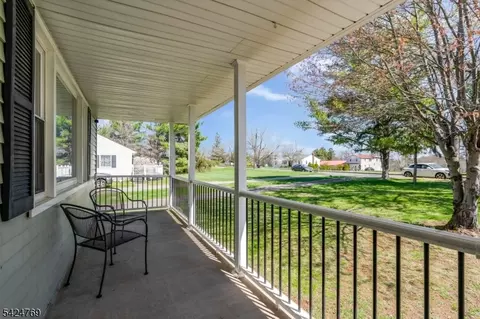 3 Millbrook Rd, Flemington, NJ 08822 photo 4