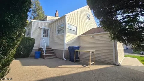 446 Maple Hill Dr, Hackensack, NJ 07601 photo 29