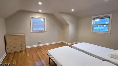 446 Maple Hill Dr, Hackensack, NJ 07601 photo 20