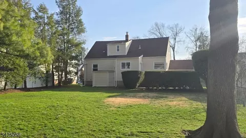 446 Maple Hill Dr, Hackensack, NJ 07601 photo 30