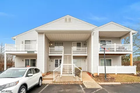 66 Village Green Rd Ondo, Bedminster, NJ 07921