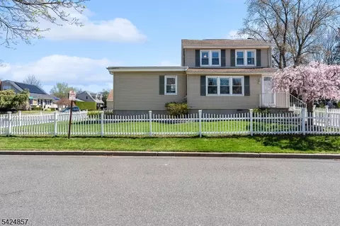 42 Lake Blvd, Aberdeen Twp, NJ 07747
