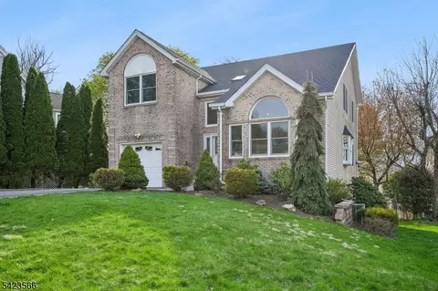 78 Elmwood Rd, Cedar Grove, NJ 07009