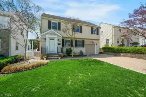125 Rutgers Pl, Nutley, NJ 07110