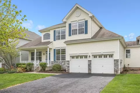 10 Jockey Ln, Flemington, NJ 08822