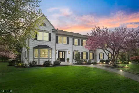 71 Ridgeview Dr, Belle Mead, NJ 08502