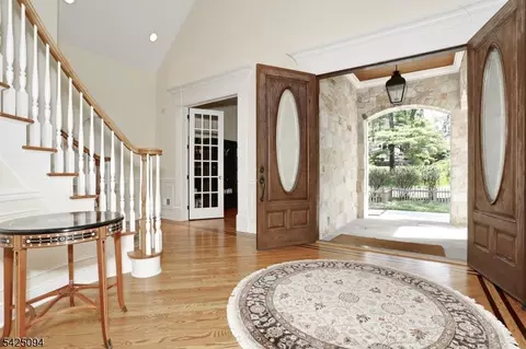 285 E Saddle River Rd, Upper Saddle River, NJ 07458 photo 11