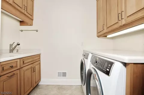 285 E Saddle River Rd, Upper Saddle River, NJ 07458 photo 36